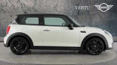 MINI Hatchback 1.5 Cooper Exclusive 3dr Auto Petrol Hatchback